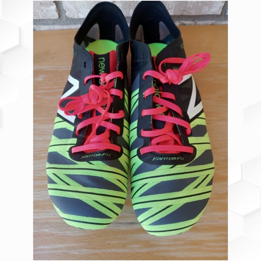 New Balance Women's SD400v2 Spike

Running Shoes